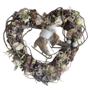 "Hõbeuisu Süda" pärg rõõmustab romantikuid ja toob talveõhtutesse helgust.